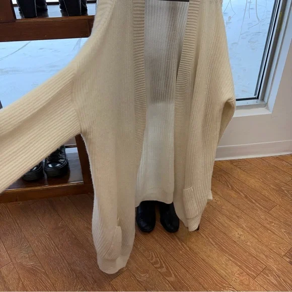 NOT AVAILABLE - Picture 8 of 12